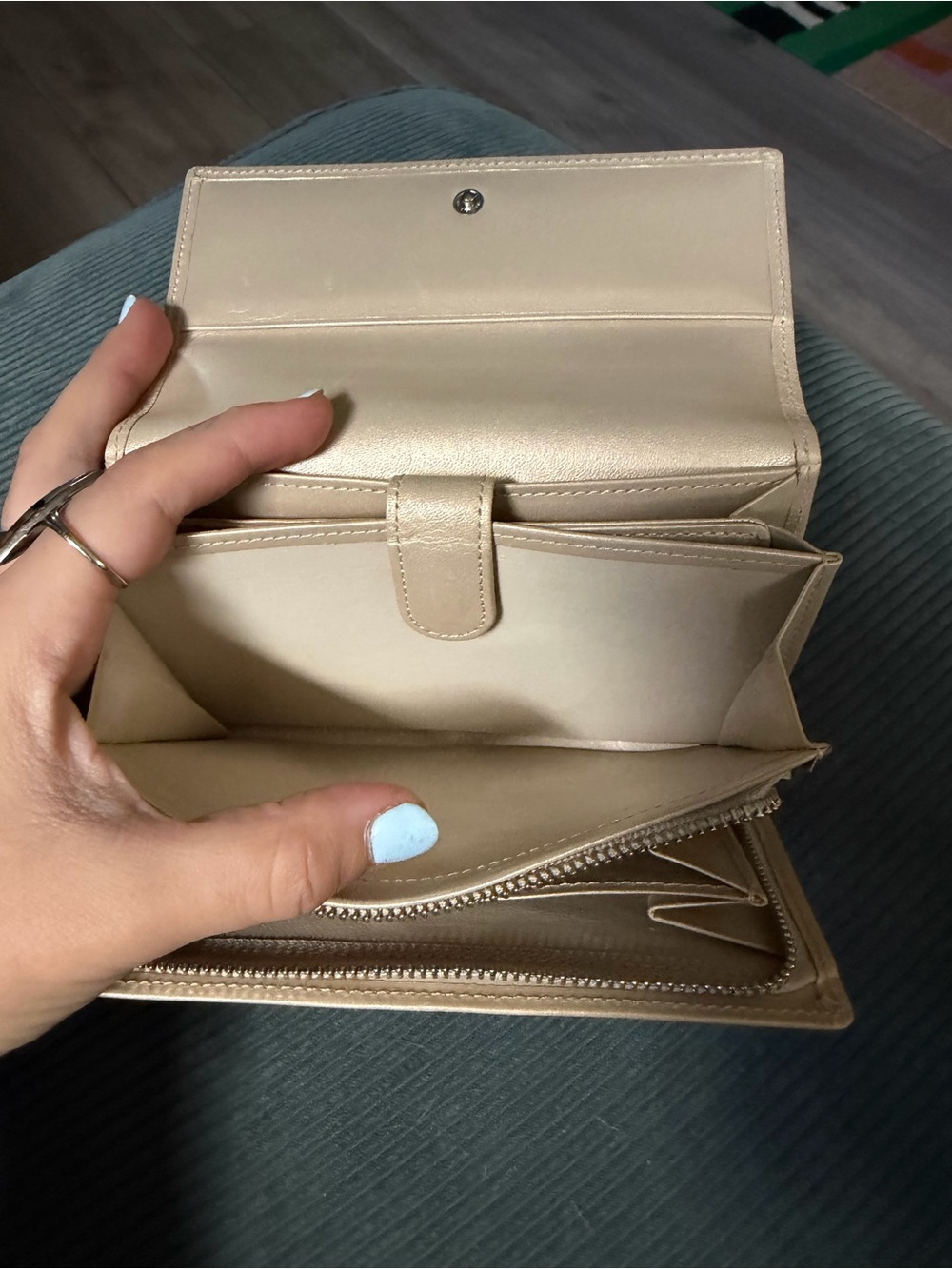 Yves Saint Laurent Champagne Leather Wallet with Metal YSL Plaque - Picture 6 of 10